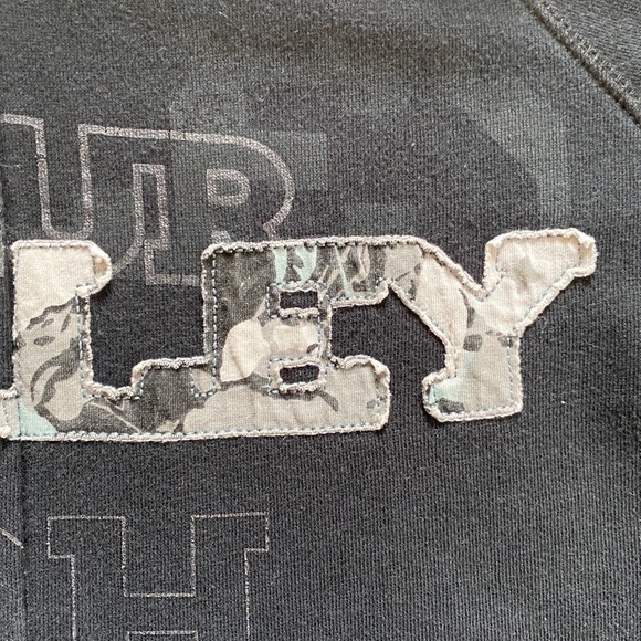 HURLEY BLACK HOODIE SIZE SMALL - Picture 3 of 4